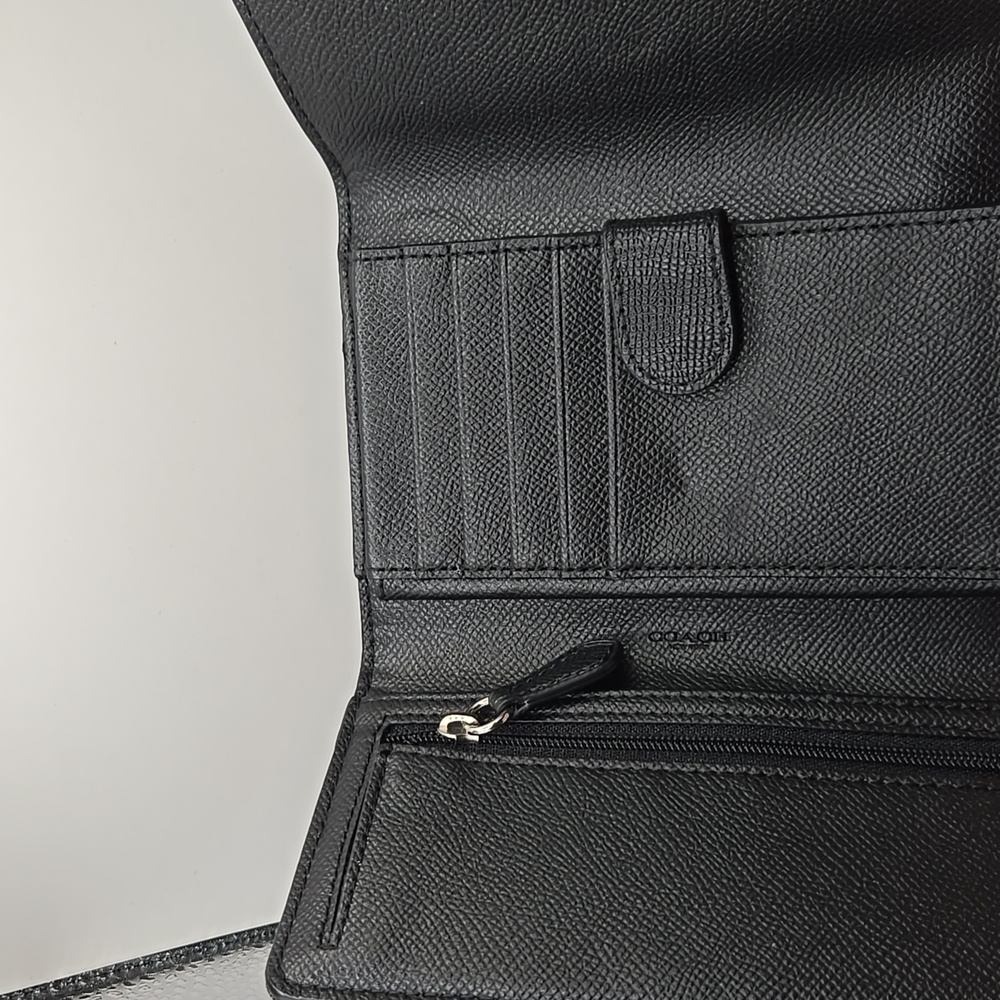EUC Coach Triple Crossbody Elegant Black Women's Bag - Picture 5 of 6